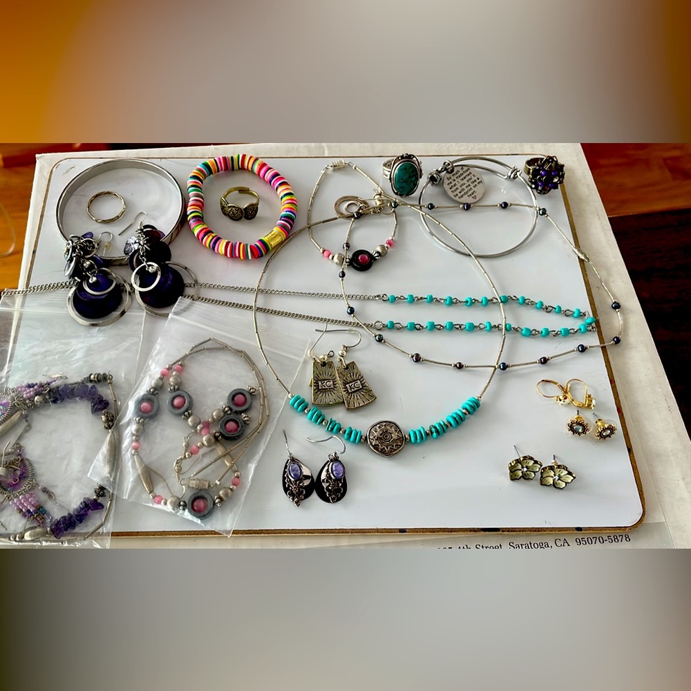 Jewelry, bundle, bracelets, necklaces, earrings and rings.